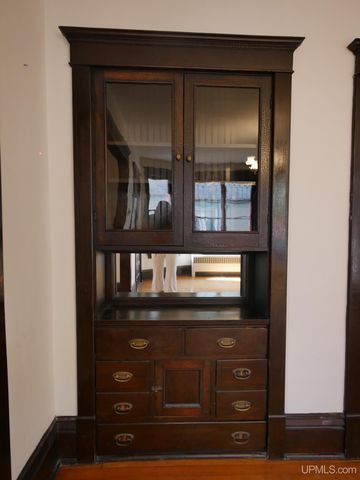 1115 Summit Street, Hancock, MI 49930