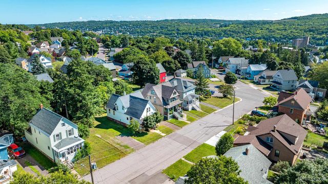 1115 Summit Street, Hancock, MI 49930