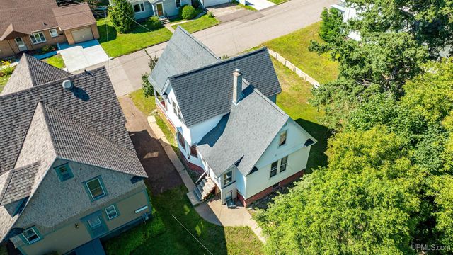 1115 Summit Street, Hancock, MI 49930