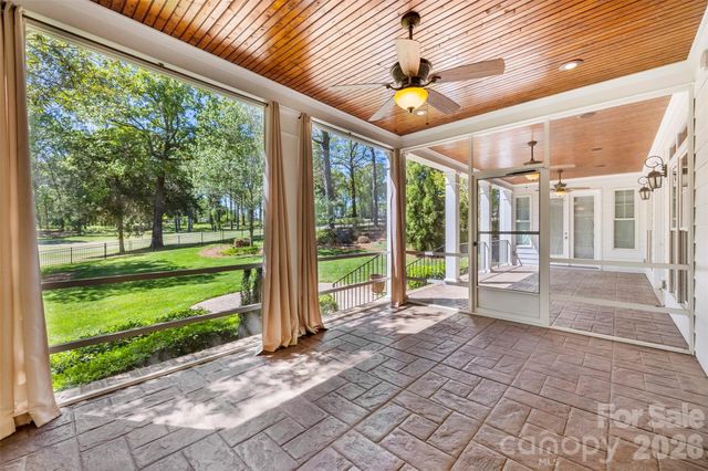 3729 Eaglebrook Drive, Gastonia, NC 28056