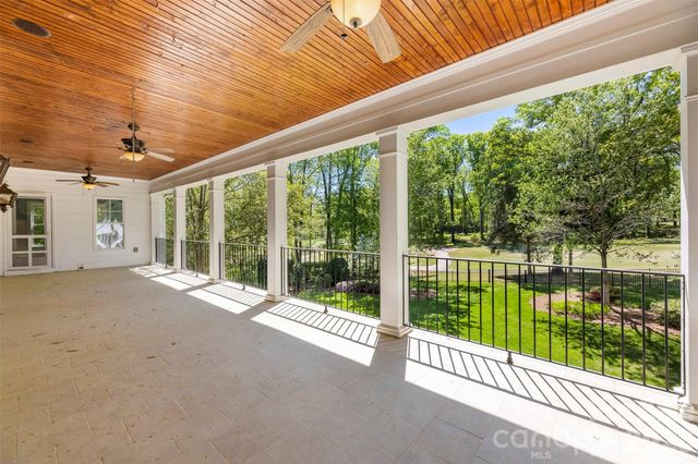 3729 Eaglebrook Drive, Gastonia, NC 28056