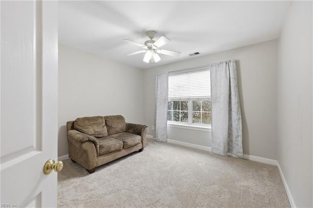 1501 James LNDG, Chesapeake, VA 23321