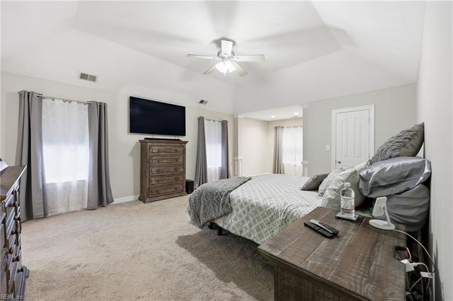 1501 James LNDG, Chesapeake, VA 23321