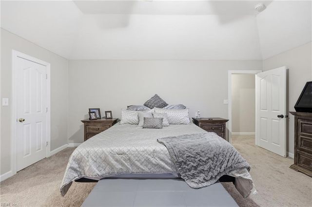 1501 James LNDG, Chesapeake, VA 23321