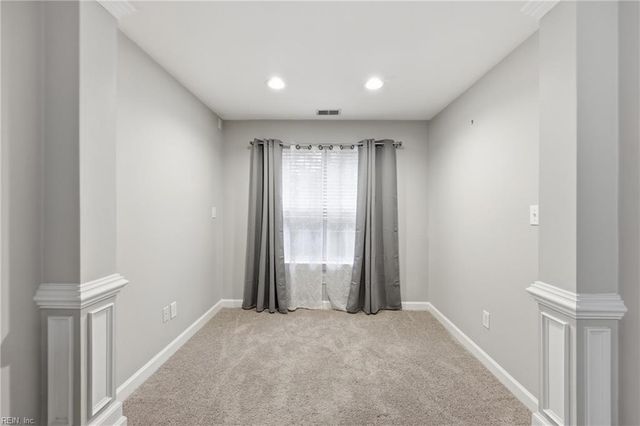 1501 James LNDG, Chesapeake, VA 23321