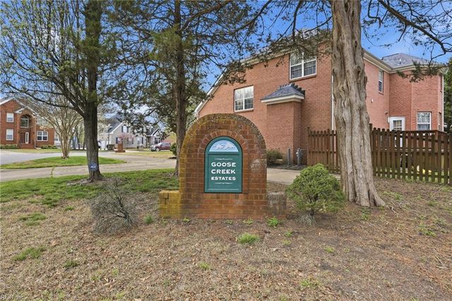 1501 James LNDG, Chesapeake, VA 23321