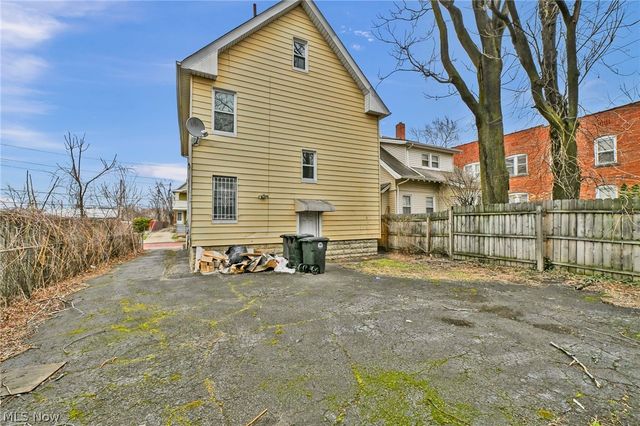 880 Stevenson Road, Cleveland, OH 44110