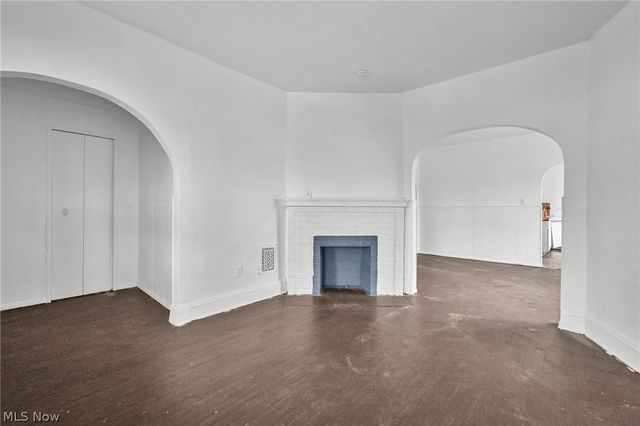 880 Stevenson Road, Cleveland, OH 44110