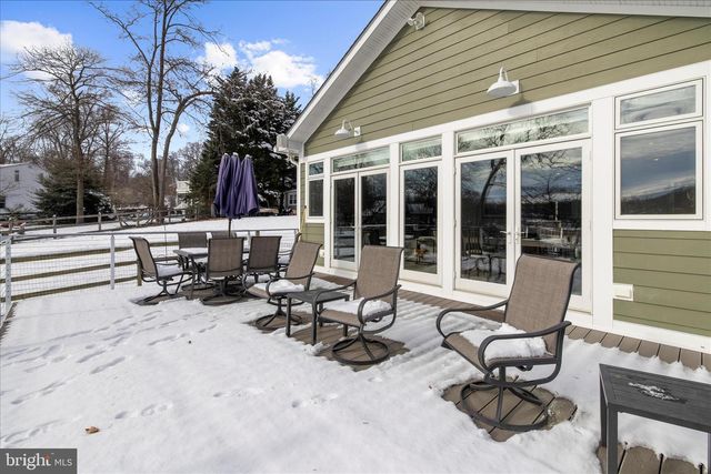 1627 LAKEWOOD RD, Pasadena, MD 21122