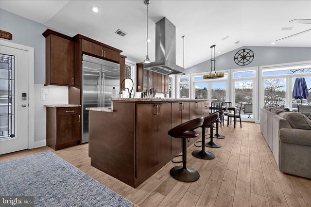 1627 LAKEWOOD RD, Pasadena, MD 21122