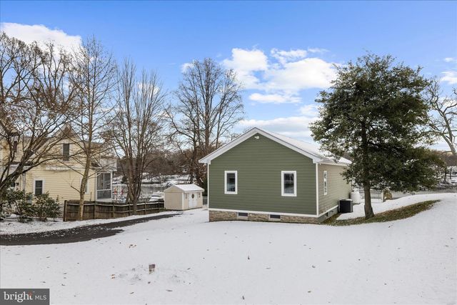 1627 LAKEWOOD RD, Pasadena, MD 21122