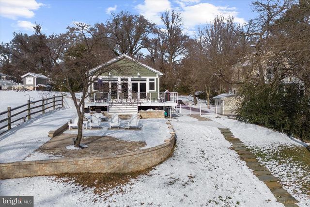 1627 LAKEWOOD RD, Pasadena, MD 21122