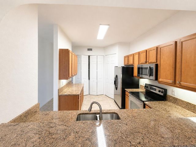 3600 Oaks Clubhouse Drive 501, Pompano Beach, FL 33069