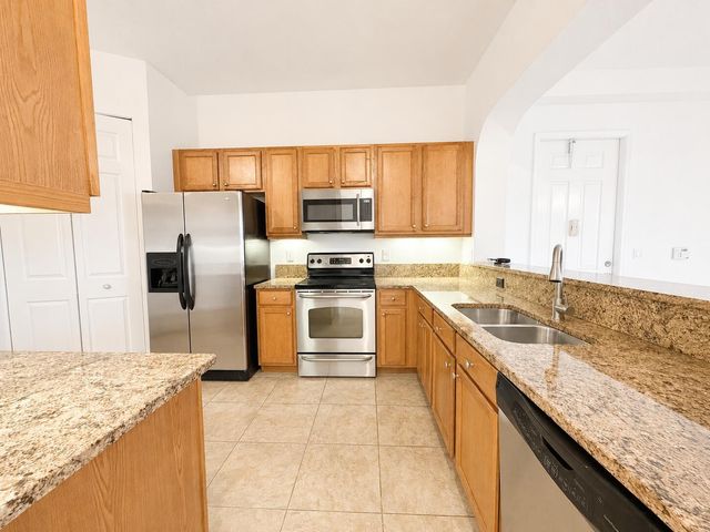 3600 Oaks Clubhouse Drive 501, Pompano Beach, FL 33069