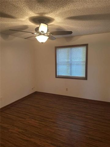 340 Farm Path, Roswell, GA 30075