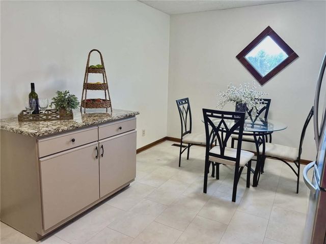 340 Farm Path, Roswell, GA 30075
