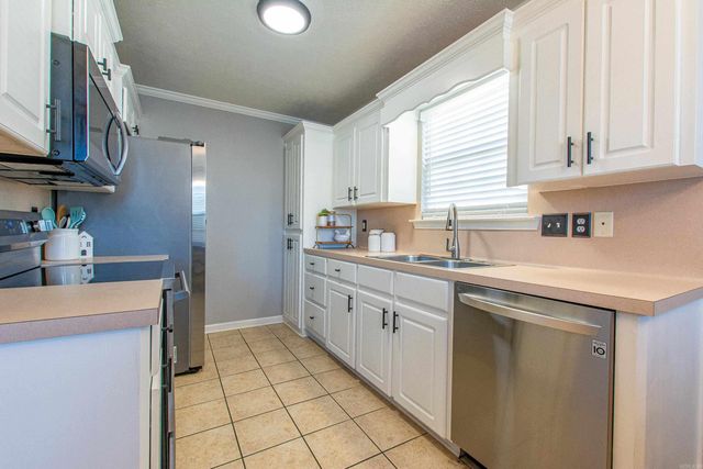 3 Sunrise Lane, Ward, AR 72176