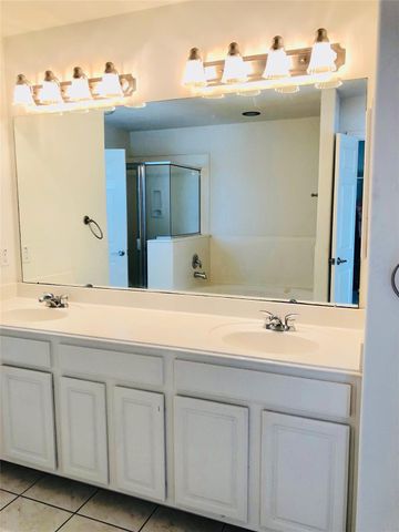 2865 Westhollow Drive 30, Houston, TX 77082