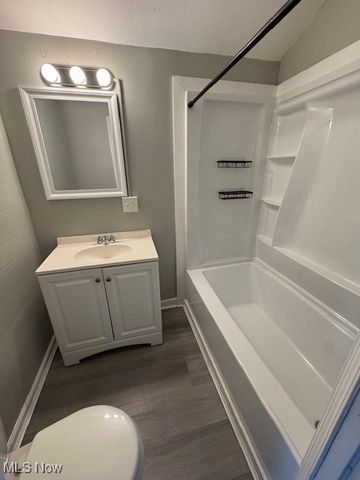 3162 W 43 Street, Cleveland, OH 44109