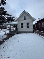 3162 W 43 Street, Cleveland, OH 44109