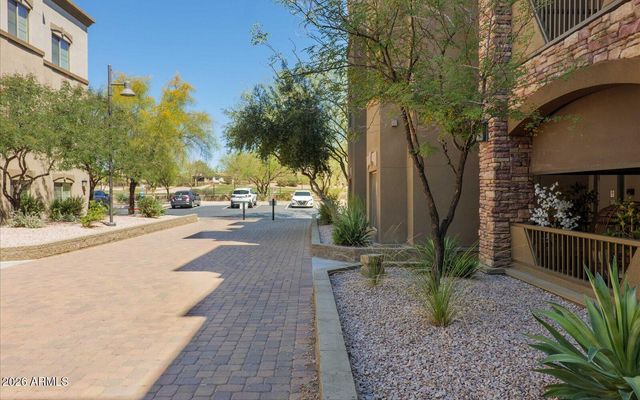 5350 E DEER VALLEY Drive 1250, Phoenix, AZ 85054