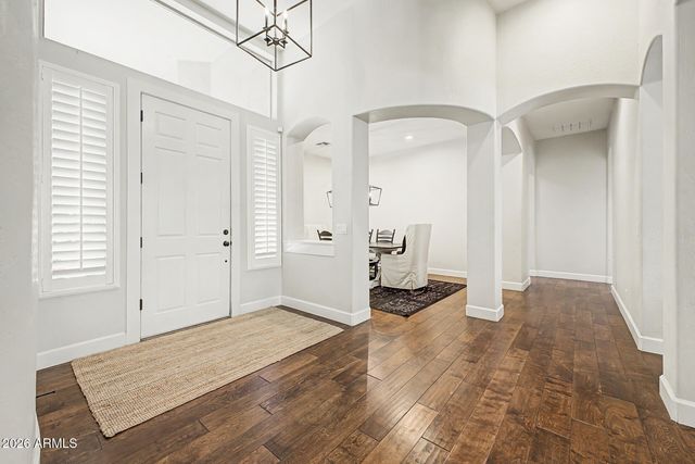 2975 E COMSTOCK Drive, Gilbert, AZ 85296