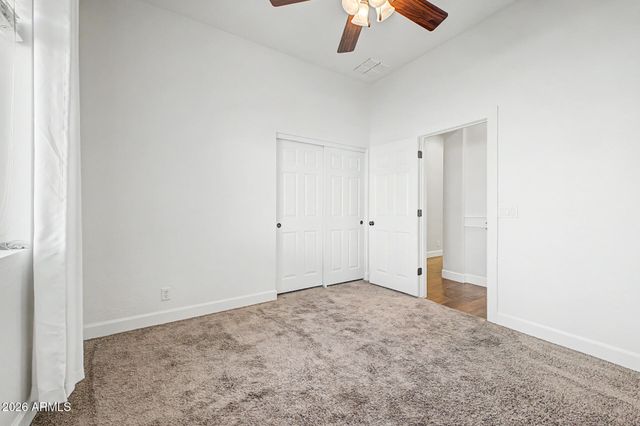 2975 E COMSTOCK Drive, Gilbert, AZ 85296