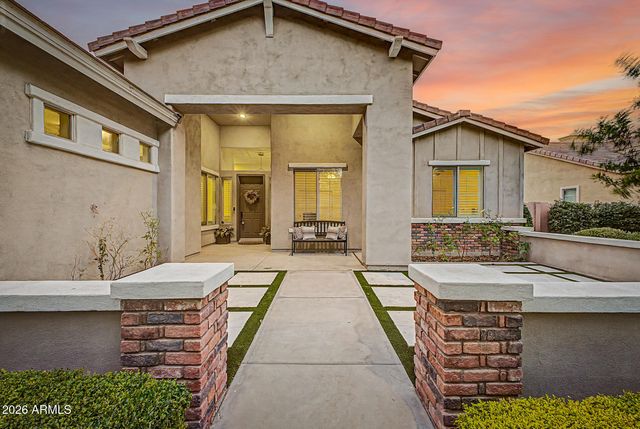 2975 E COMSTOCK Drive, Gilbert, AZ 85296