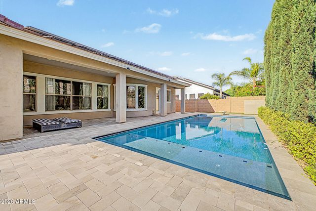 2975 E COMSTOCK Drive, Gilbert, AZ 85296