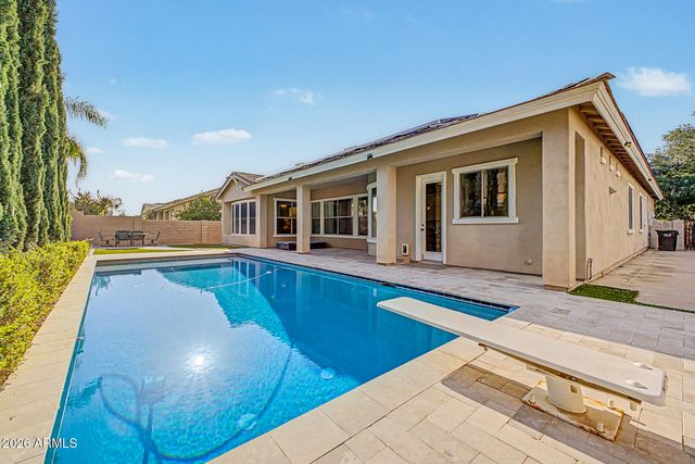 2975 E COMSTOCK Drive, Gilbert, AZ 85296