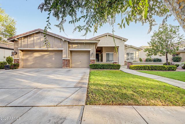 2975 E COMSTOCK Drive, Gilbert, AZ 85296