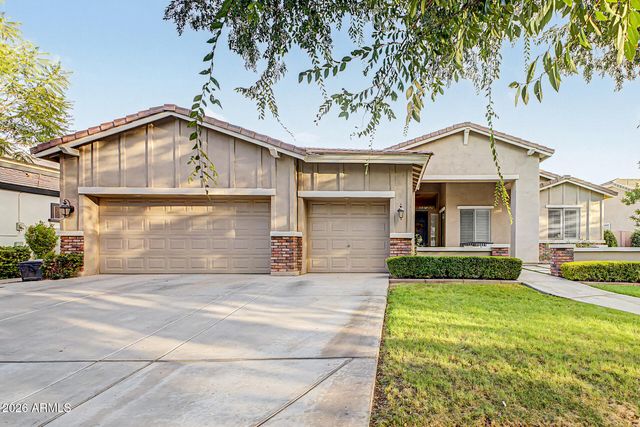 2975 E COMSTOCK Drive, Gilbert, AZ 85296