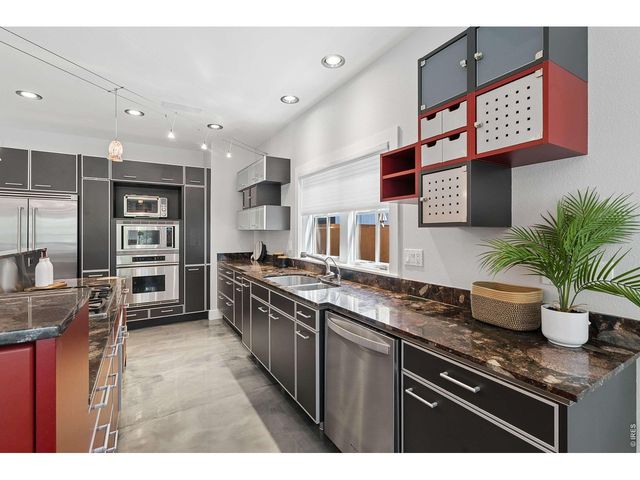 821 Incorrigible Cir, Longmont, CO 80504