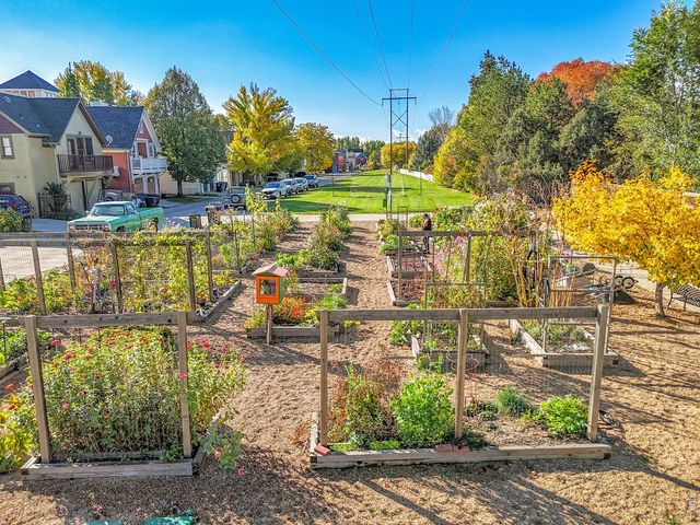 821 Incorrigible Cir, Longmont, CO 80504