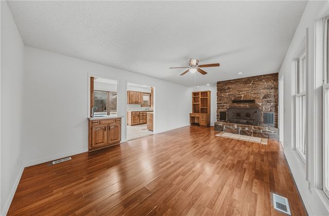 1 Basore Circle, Bella Vista, AR 72715