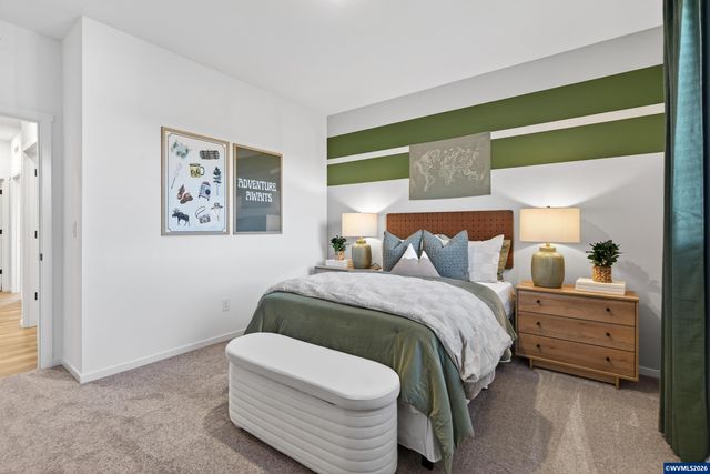 1065 Clemson St, Woodburn, OR 97071