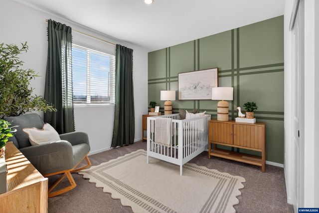 1065 Clemson St, Woodburn, OR 97071