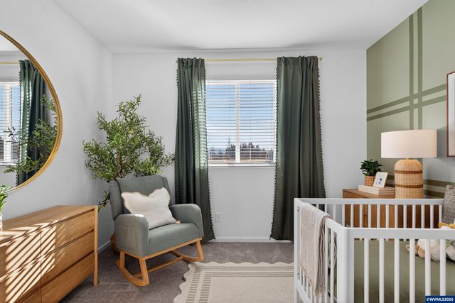 1065 Clemson St, Woodburn, OR 97071