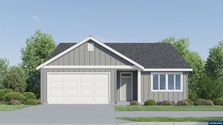 1065 Clemson St, Woodburn, OR 97071