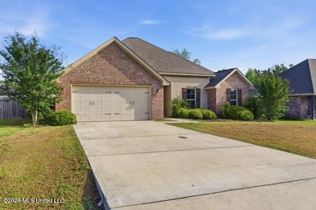 115 Coastal Oak, Hattiesburg, MS 39402