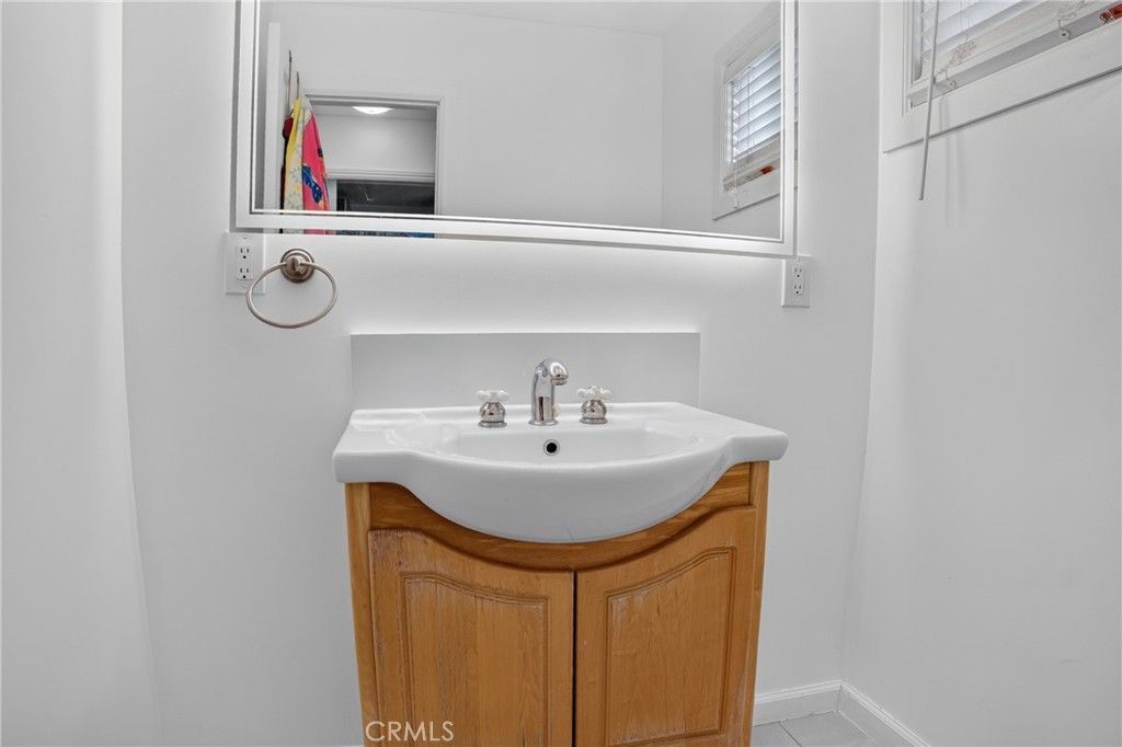 Image 22 of property listing at 15912 Rexroth Street, Mojave, CA 93501