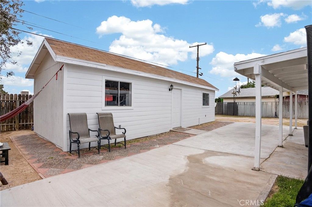 Image 25 of property listing at 15912 Rexroth Street, Mojave, CA 93501