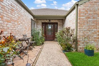 7822 Rollingbrook Drive, Houston, TX 77071