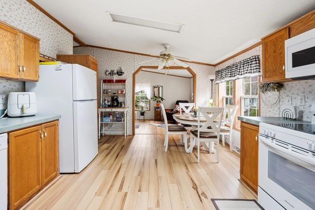 10 Lark Lane, Rochester, NH 03868