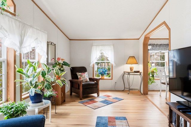 10 Lark Lane, Rochester, NH 03868