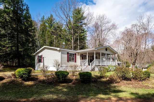 10 Lark Lane, Rochester, NH 03868