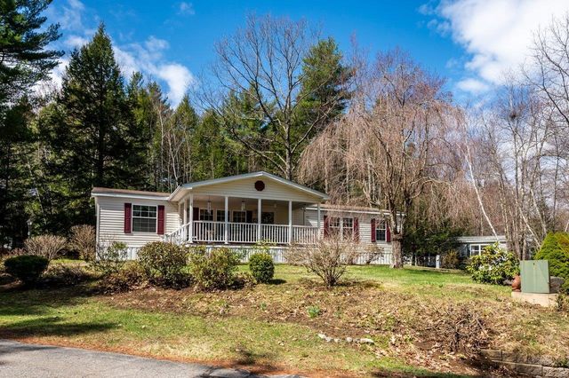10 Lark Lane, Rochester, NH 03868