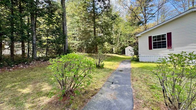 10 Lark Lane, Rochester, NH 03868