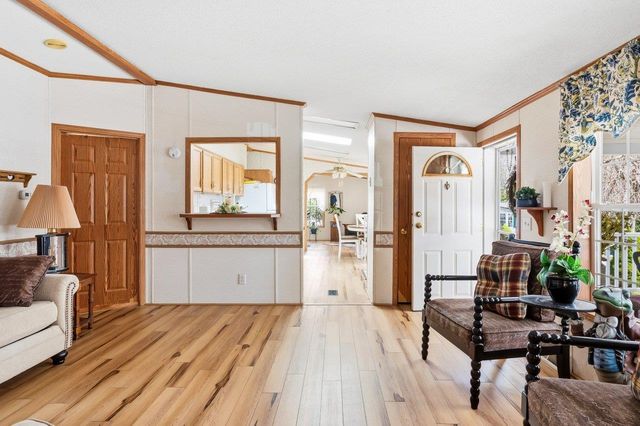 10 Lark Lane, Rochester, NH 03868