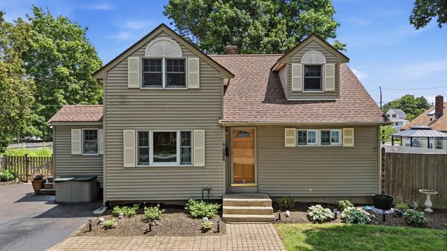 1 Summit Terrace, Peabody, MA 01960